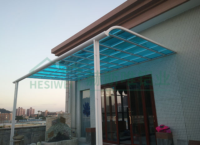 廣州白云區(qū)同和天健廣場(chǎng)創(chuàng)意園雨棚一棟陳女士