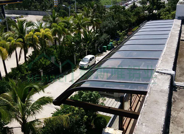 三亞魯能美麗三區(qū)東區(qū)車棚 - 羅先生