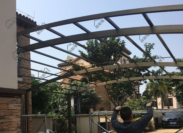 海南海口富力盈溪谷一馬先生