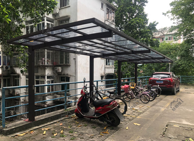 廣州石井鎮(zhèn)軍區(qū)自行車(chē)棚