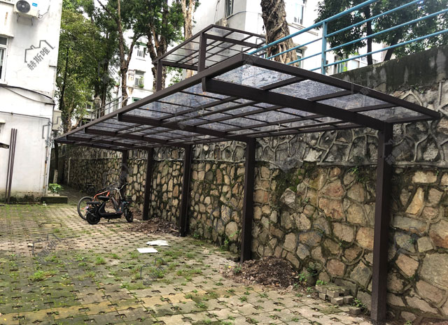 廣州石井鎮(zhèn)軍區(qū)自行車(chē)棚